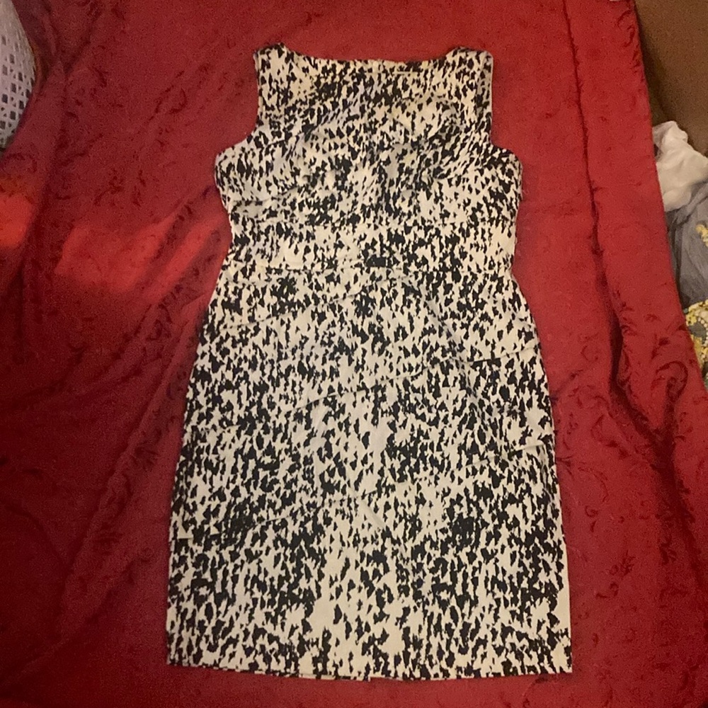 Dress in tiers by Calvin Klein Size 8 - Picture 1 of 7